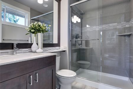 Smart Design Solutions for Increasing Bathroom Efficiency Thumbnail